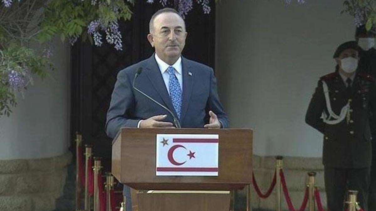 Bakan Çavuşoğlu açıkladı: Haddini aştı gerekli cevabı verdim