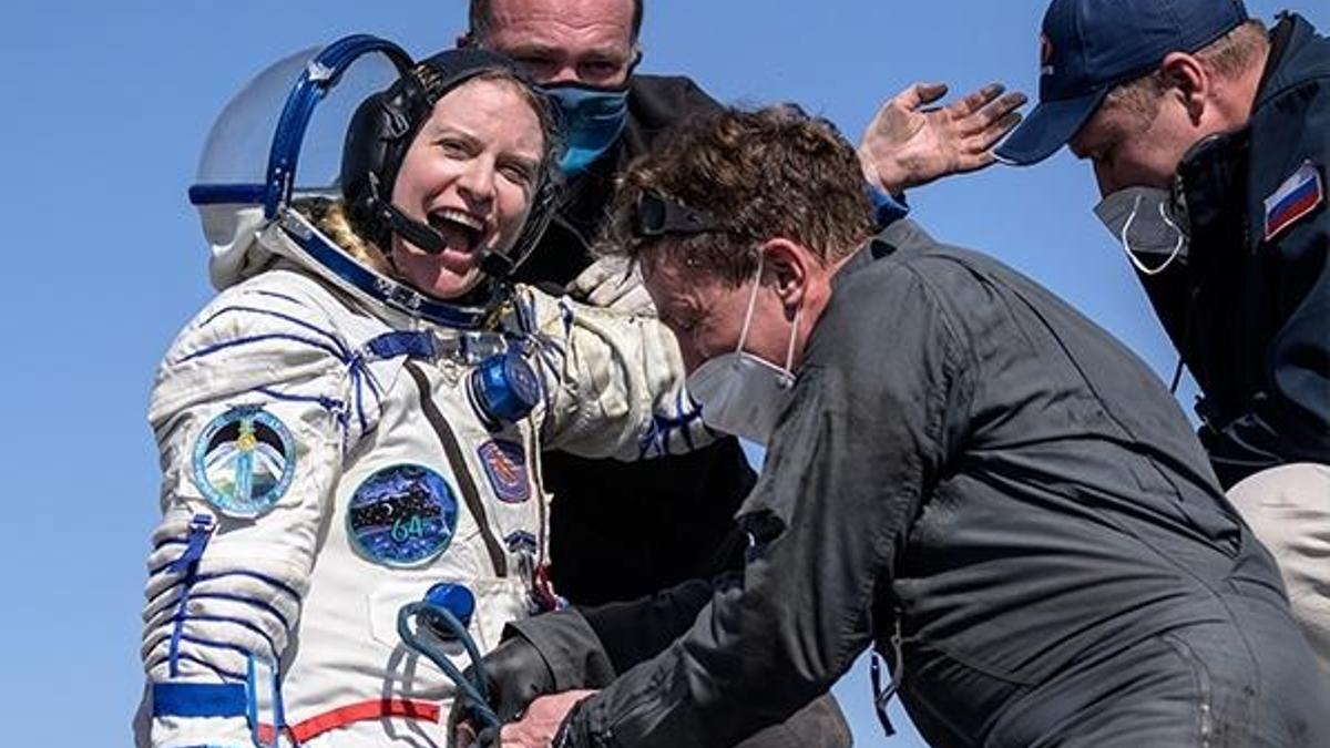 ISS’te 6 ay kalan astronot ve kozmonotlar dünyaya döndü