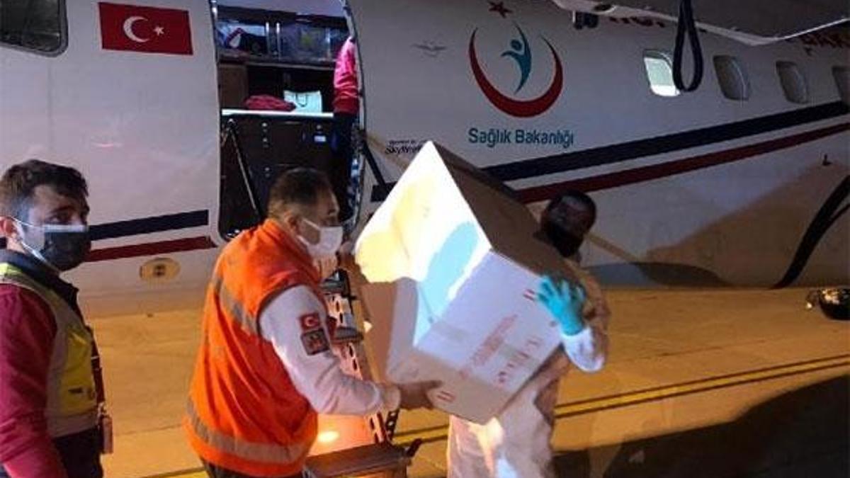 Türkiye KKTC’ye 40 bin doz Sinovac aşısı daha gönderdi