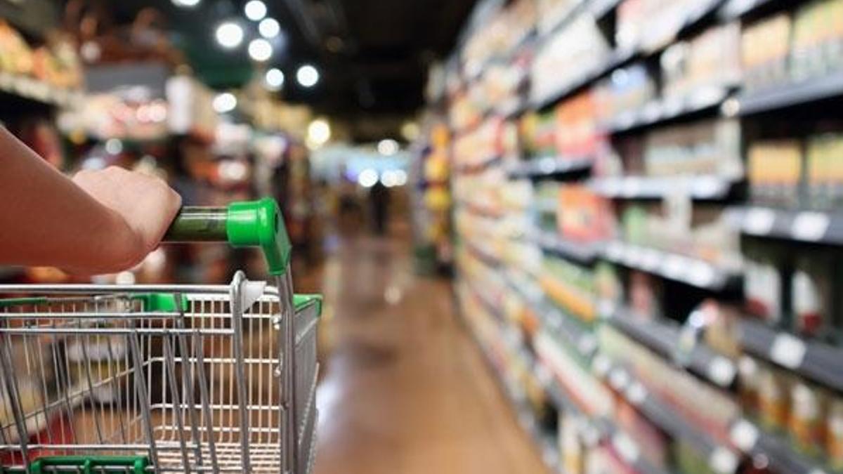 Market zincirine büyük ceza! Tarihi geçmiş ürün...