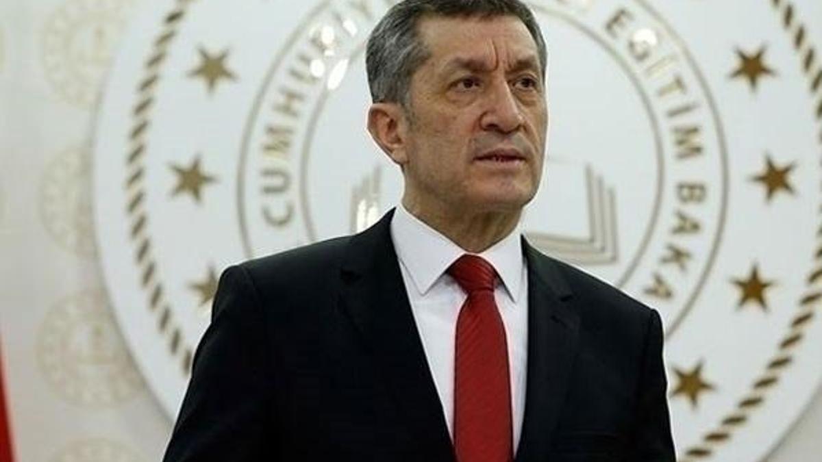 Bakan Selçuk'tan yüz yüze sınav ve atama açıklaması