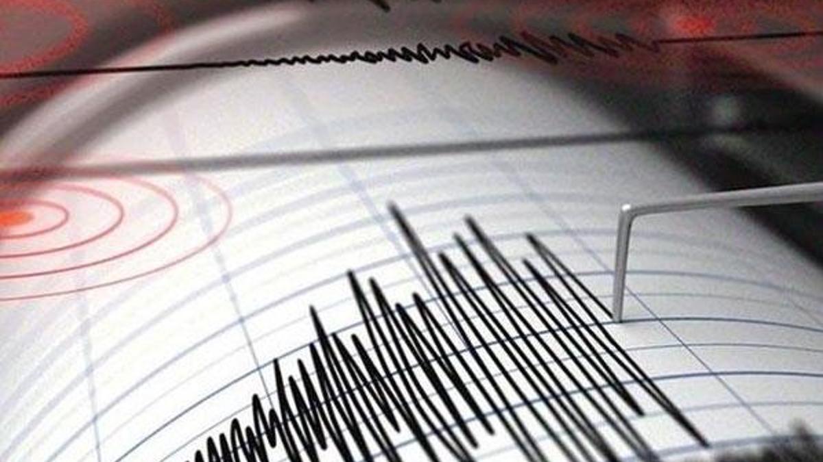Ege'de korkutan deprem!