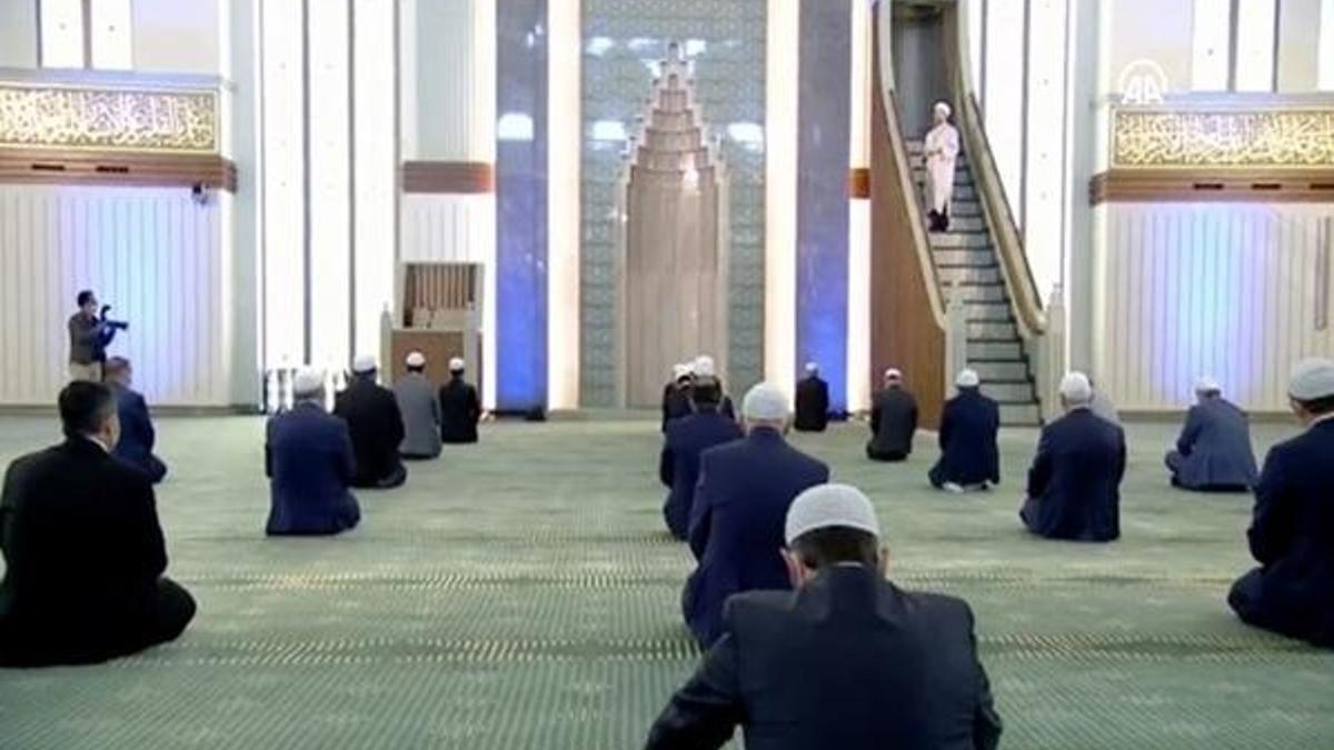 Cuma namazı kılınacak mı? İçişleri Bakanlığı açıkladı