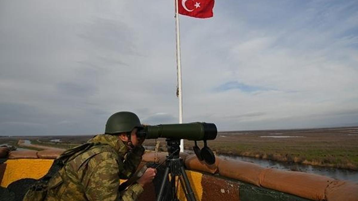 Yunanistan'a kaçmaya çalışan 8 FETÖ şüphelisi yakalandı