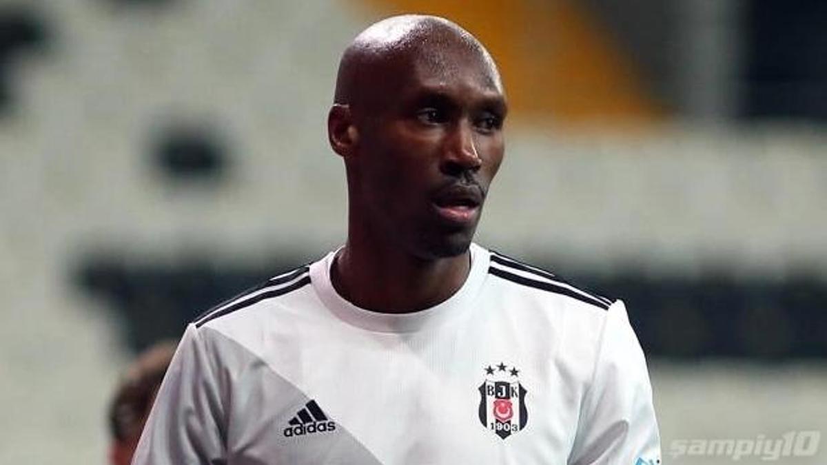 Beşiktaş'a bu sefer de Atiba şoku