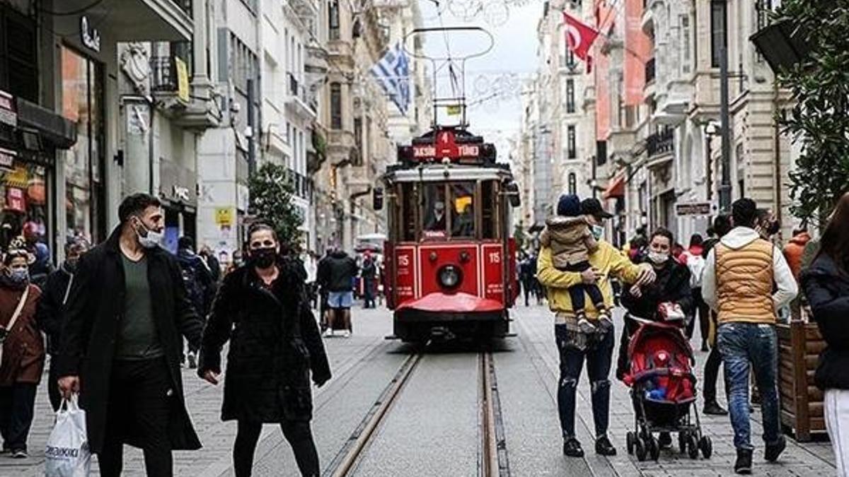 Tam kapanma mı geldi, tam kapanma ne zaman başlıyor, neleri ve kimleri kapsıyor?