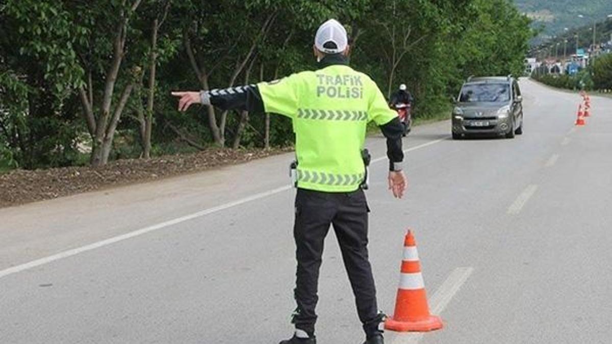Şehirler arası seyahat yasağı ne zaman başlıyor, bitecek? Genelge yayımlandı, seyahat yasağı izin şartları (muaf olanlar) belli oldu!