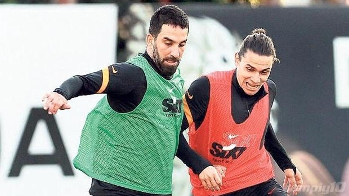 Fatih Terim'den iki yıldıza kesik