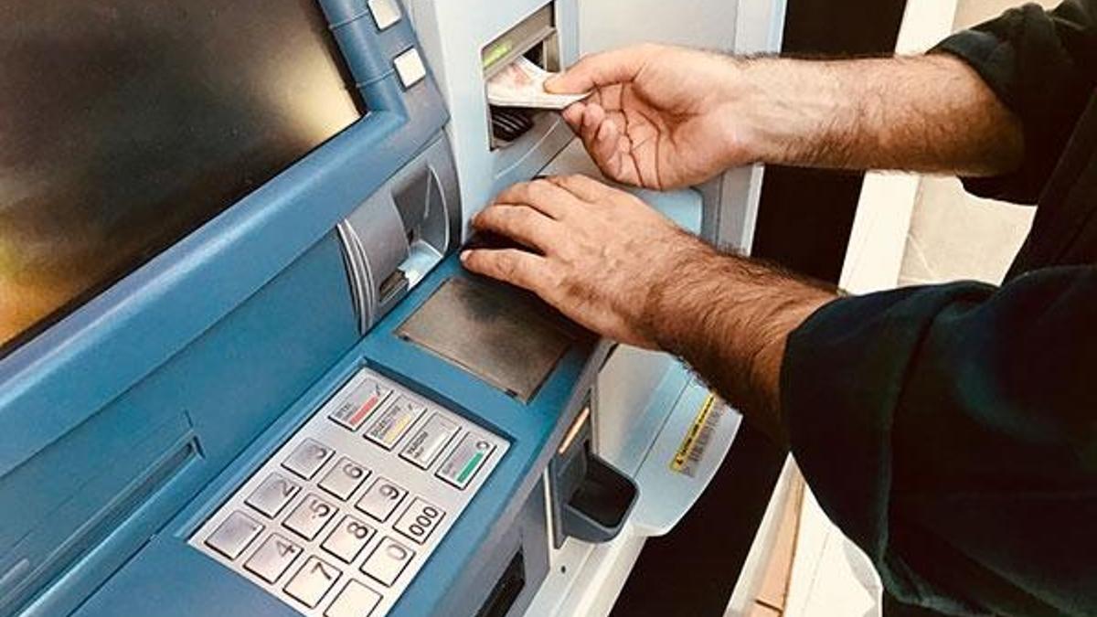 Emeklilere 2 bin 200 lira ödenecek! Zam yapıldı