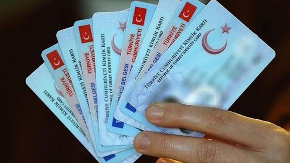Kimlik tespitinde yeni dönem! Resmen değişti, yarın başlıyor...