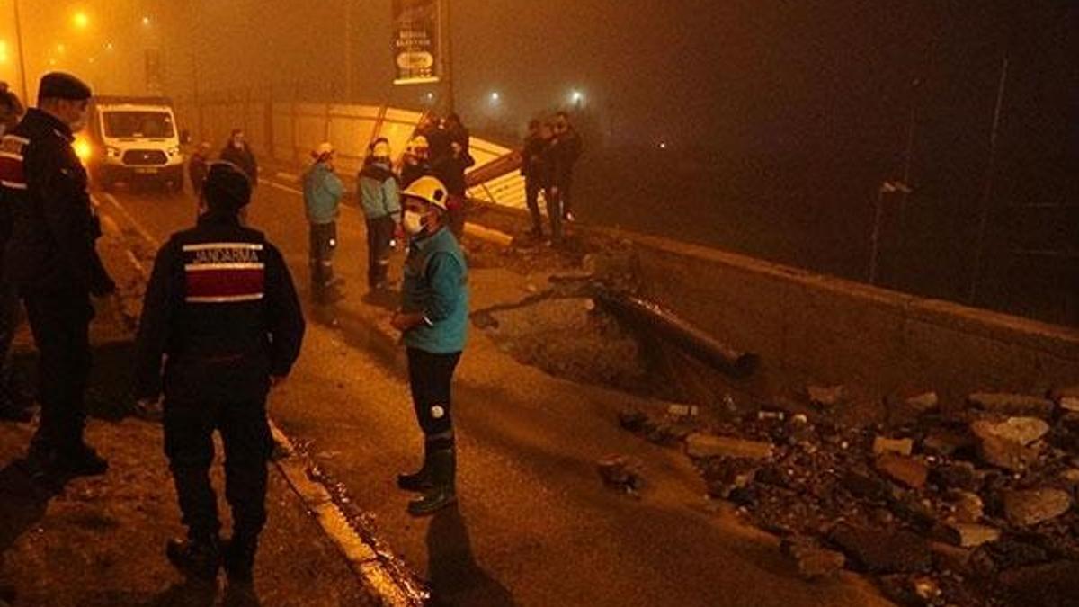 Karadeniz Sahil Yolu'nda ana isale hattı patladı!