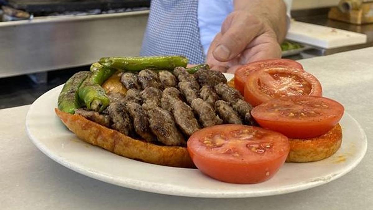 Sakarya'nın meşhur ıslama köftesi iftar sofralarına lezzet katıyor