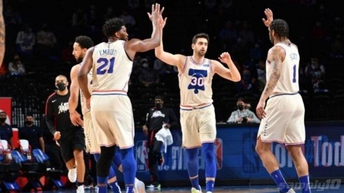 Furkan Korkmaz'dan 3 sayı!