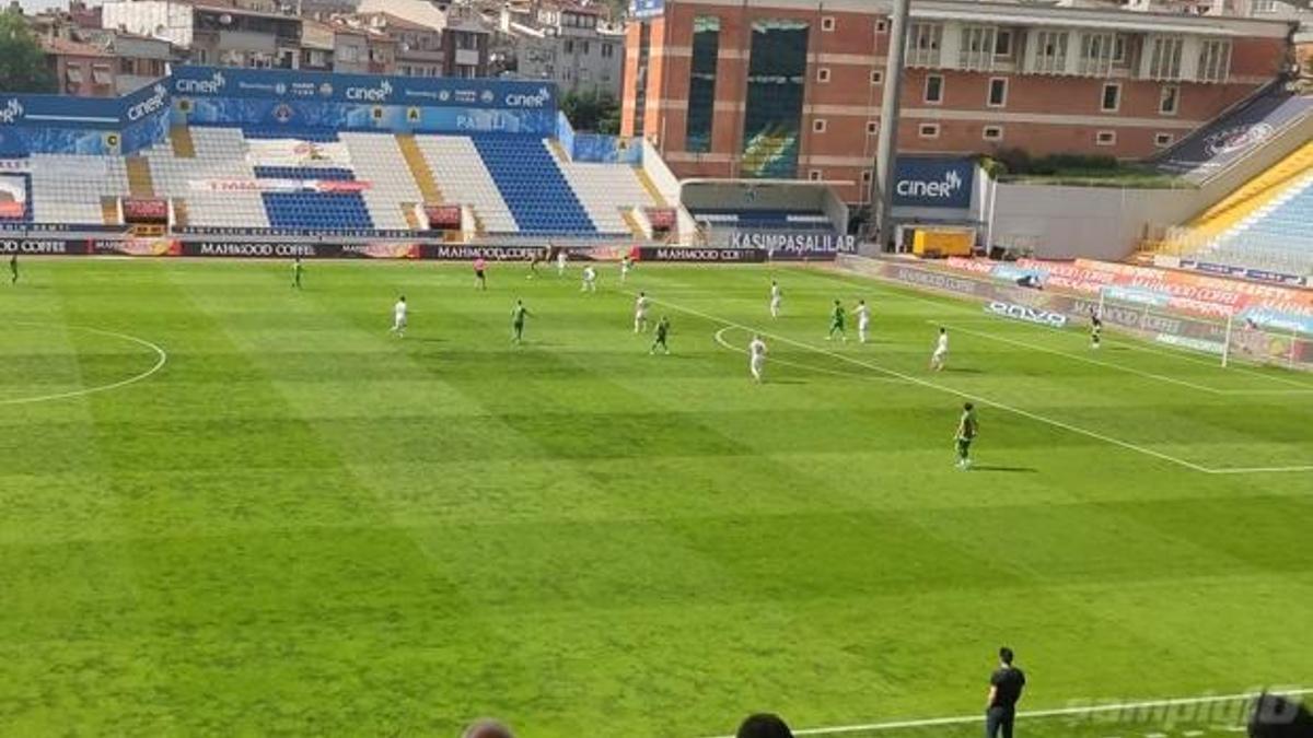 Salih Uçan'a nazar değdi! Ambulansla hastaneye kaldırdı