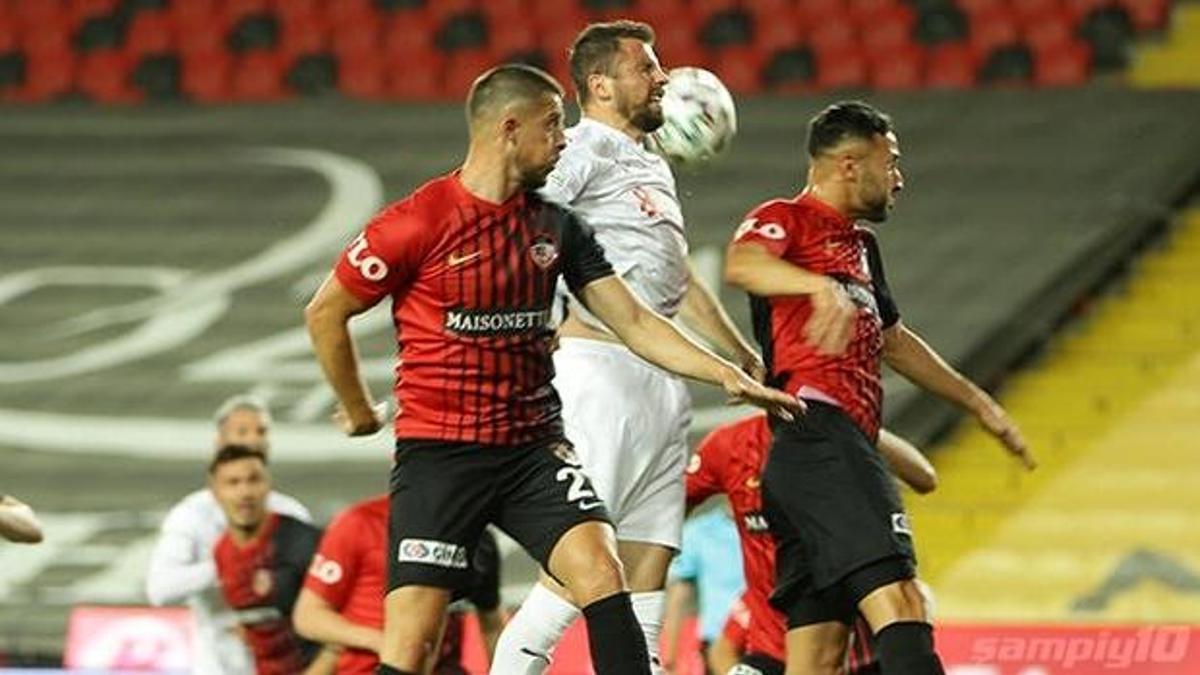 16 oldu! Sivasspor'a yan gözle bakılmıyor