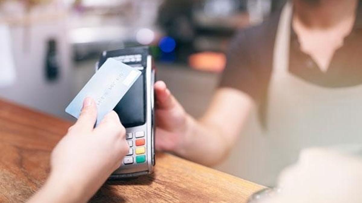 Banka kartı ve kredi kartı olan milyonları ilgilendiriyor! Yükseltiliyor
