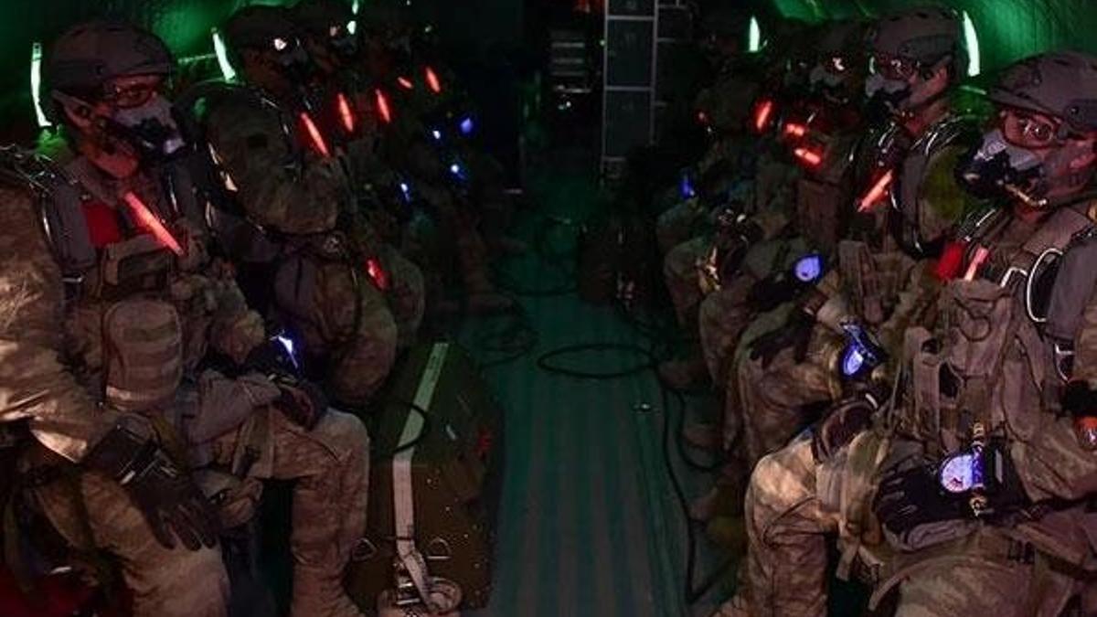Kuzey Irak'ta operasyon! Bordo bereliler etraflarını çevirdi
