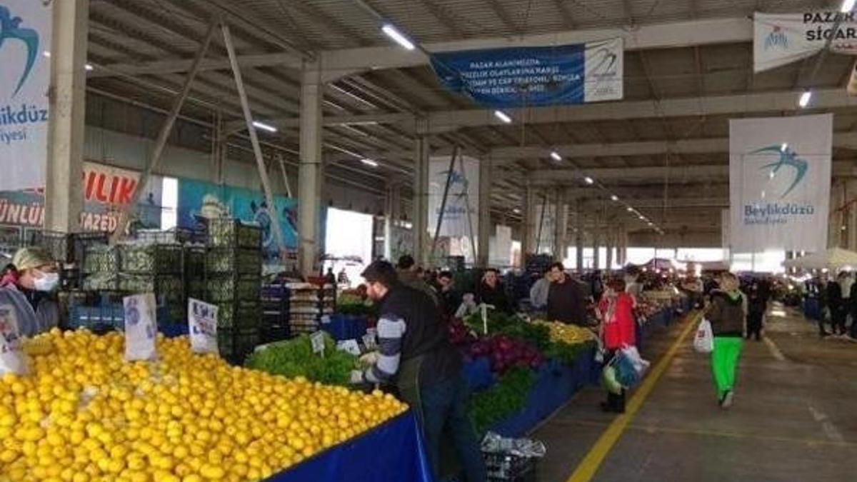 Pazarlar açık mı? Tam kapanmada semt pazarları hangi günlerde kurulacak, halk pazarlarında neler satılacak?
