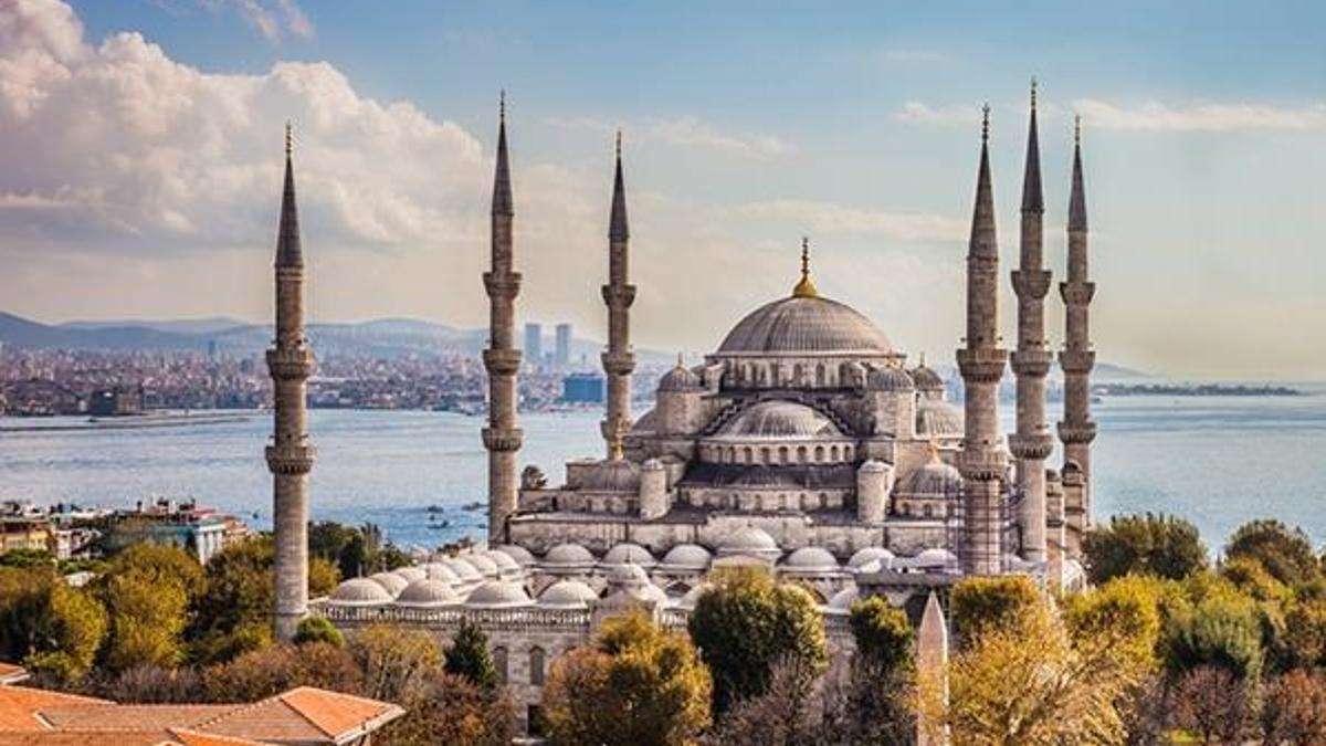 Kadir gecesi ne zaman, bugün mü? Ramazan’ın hangi gecesi kadir gecesi idrak edilecek? Diyanet’e göre 2021 Kadir Gecesi tarihi