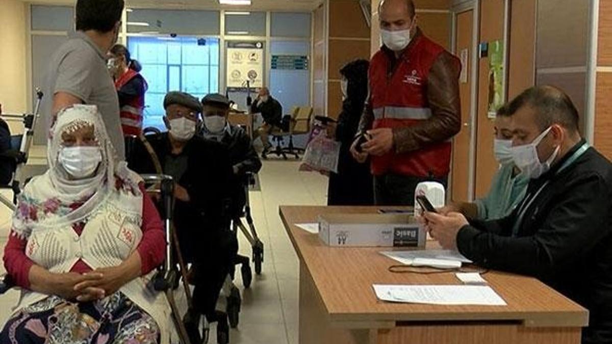 65 yaş üstü ile ilgili sevindiren oran!