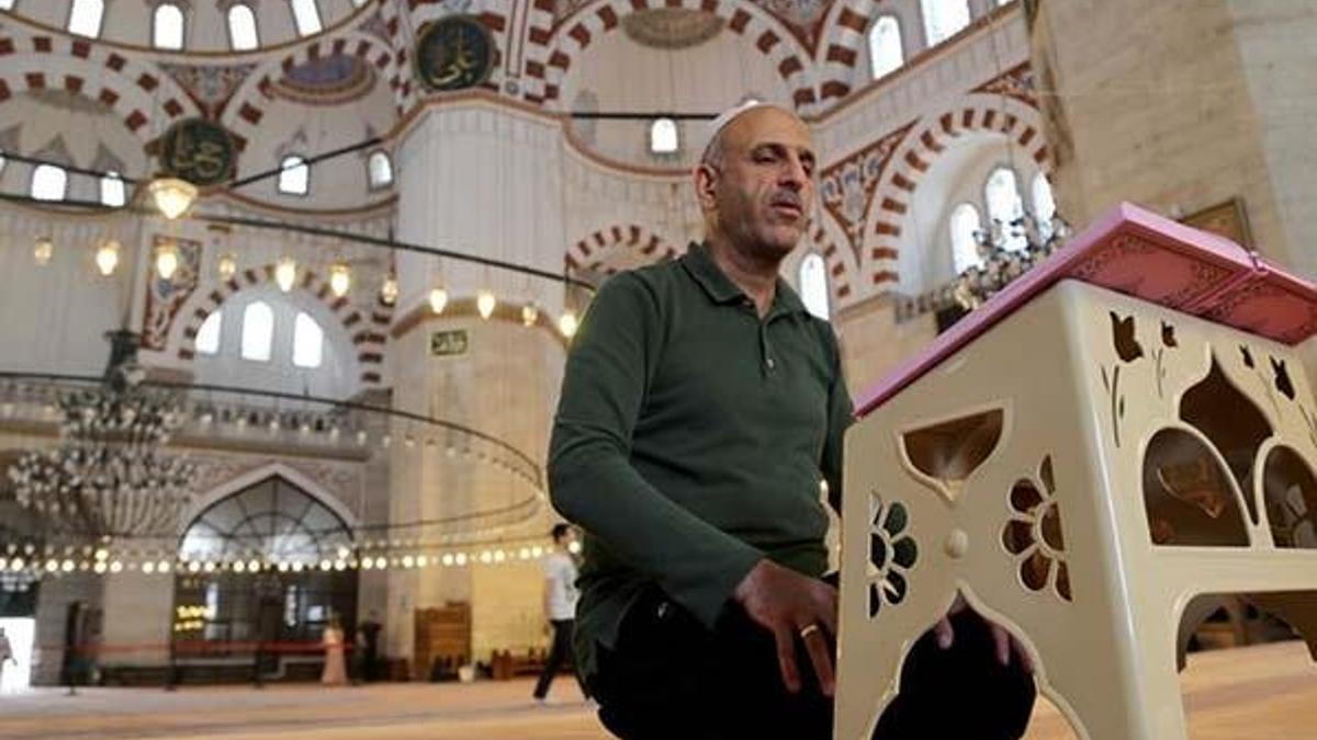 Bayram namazı kılınacak mı, bayram namazı kaçta? il il bayram namazı saati…