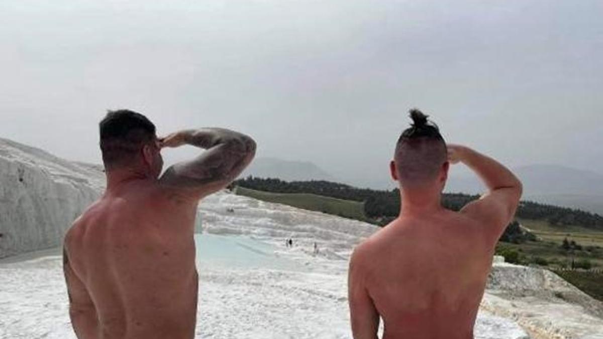 Pamukkale'de çekilen çıplak fotoğrafa tepki!