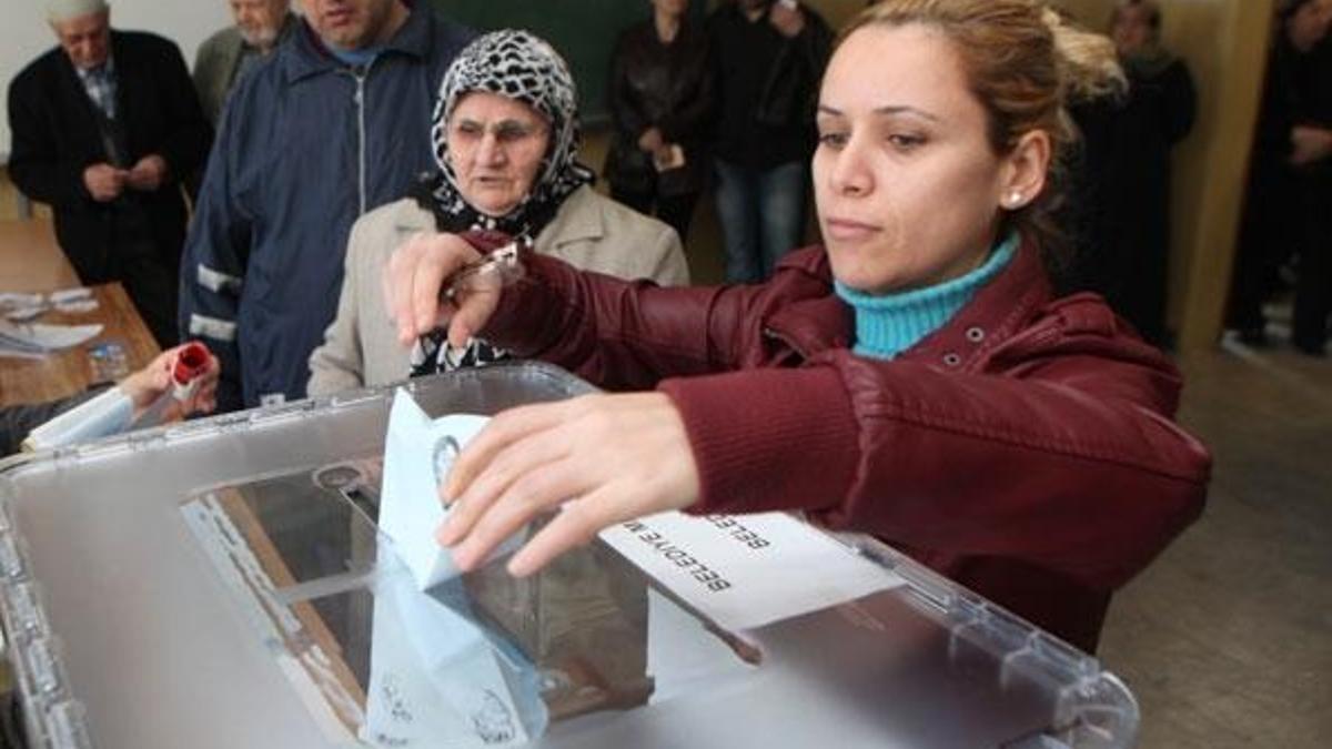 Siyaset gündemine bomba gibi düştü! Üçüncü ittifak geliyor...