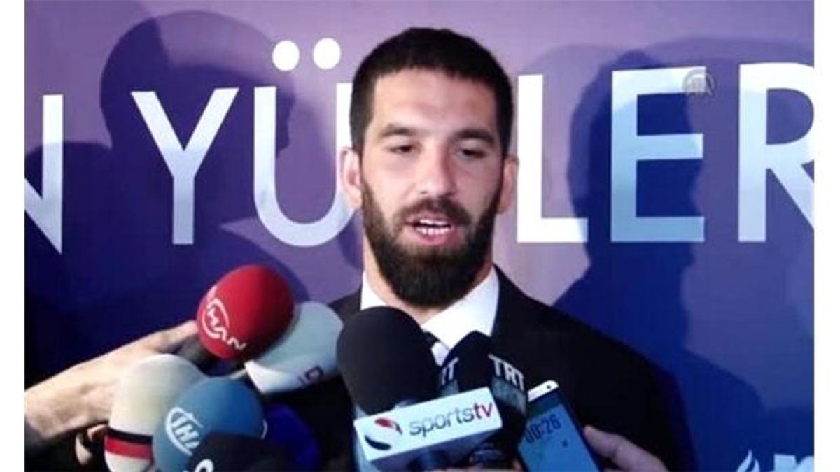 Arda Turan'dan açıklama! 'Fenerbahçe'ye 4 sene kaybettirdik'