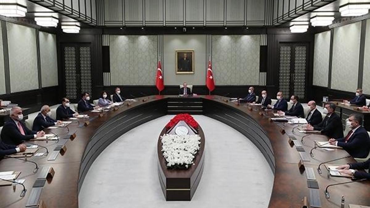 Kabine toplantısı ne zaman? Normalleşme planında nereler açılacak? 17 Mayıs'ta iş yerleri açılacak mı?