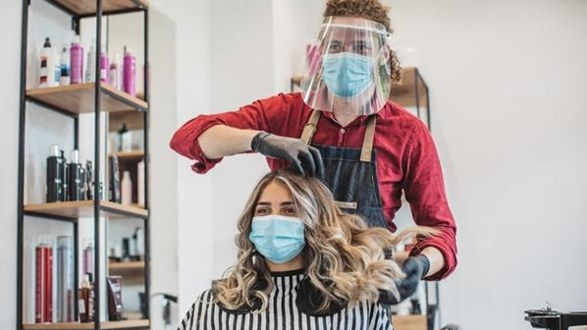 Kuaförler ve berberler açıldı mı? Pazartesi kuaförler ve berberler açılacak mı? İçişleri Bakanlığı kademeli normalleşme genelgesi!