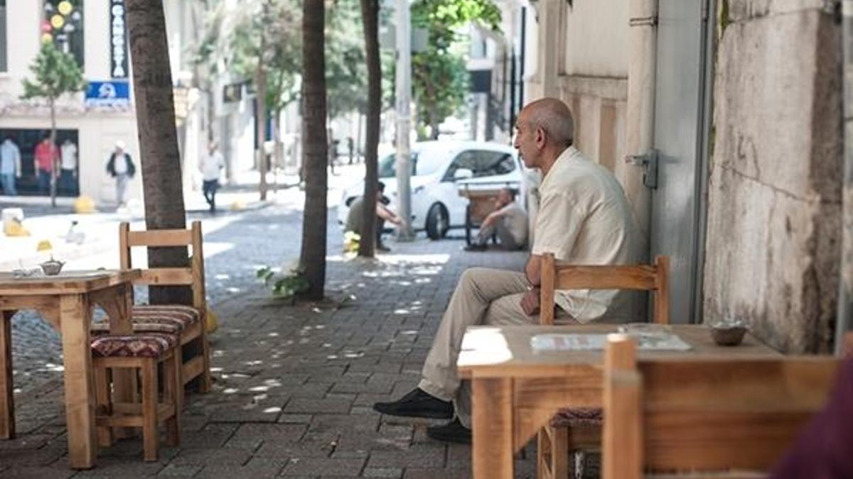 Normalleşmede hangi iş yerleri kapalı olacak? 1 Haziran'a kadar kapalı olacak iş yerleri hangileri? 17 Mayıs - 1 Haziran Genelgesi!