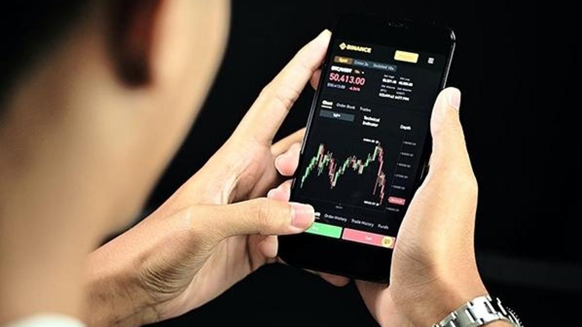 Kripto para borsası Binance, bazı işlemleri geçici olarak askıya aldı
