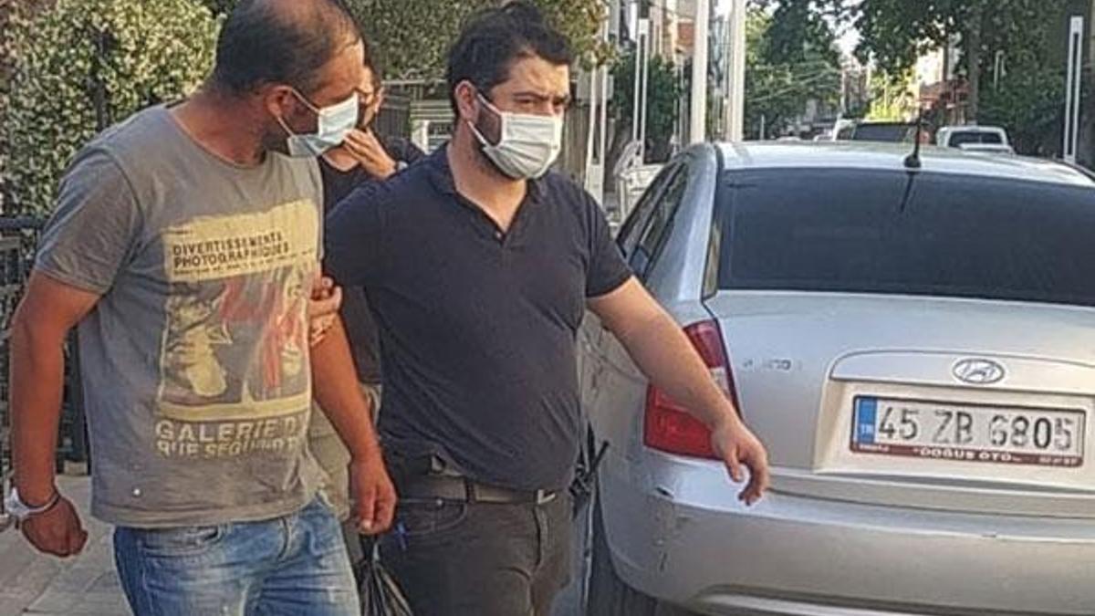 Kaldırımda duran kadına iğrenç hareket! Çığlık seslerine koştular