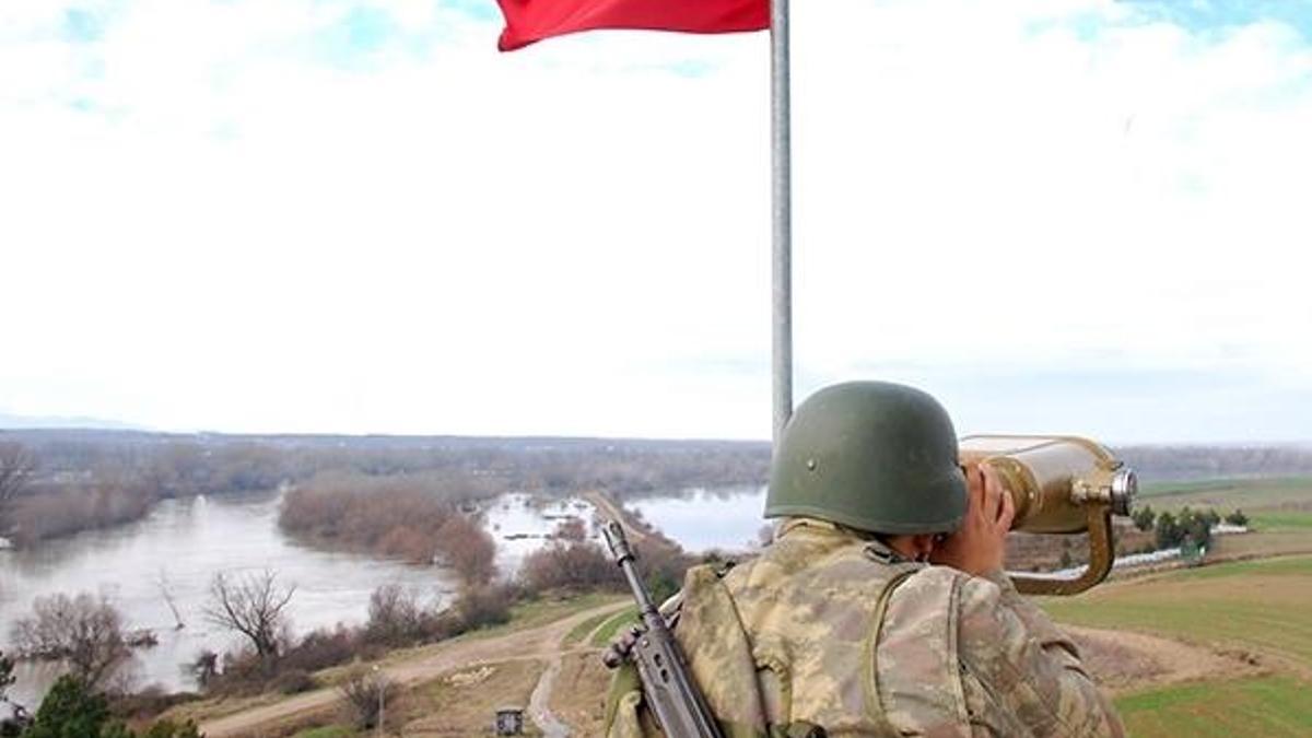 Yunanistan'a geçmeye çalışan 2 FETÖ mensubu yakalandı