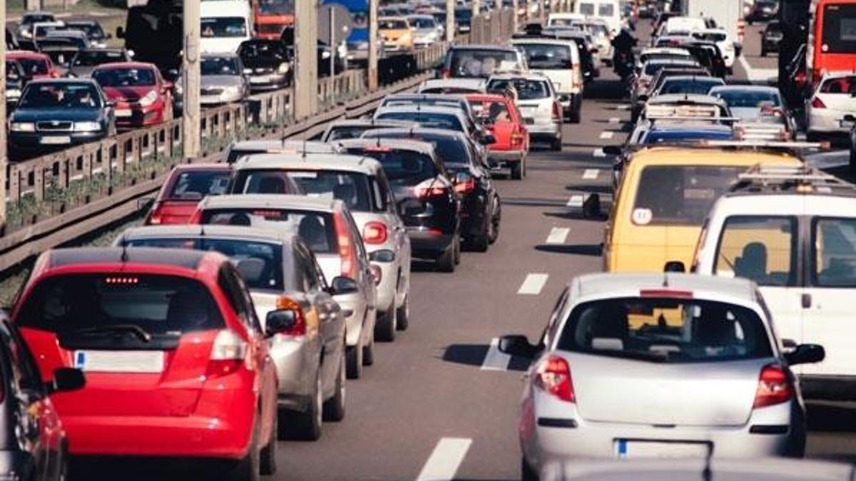 Araba sahiplerine kritik uyarı! 1 Mayıs'ta yürürlüğe girmişti