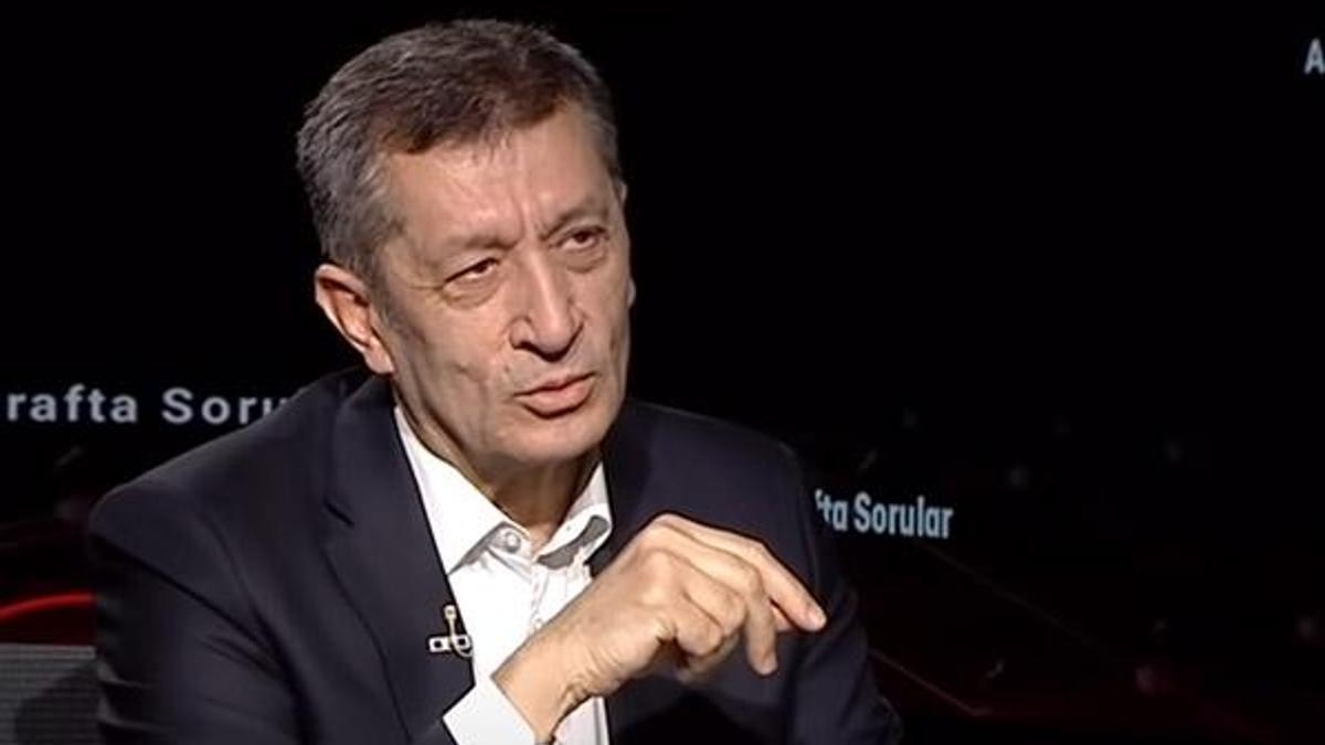 Öğretmen ataması olacak mı? Bakan Selçuk canlı yayında açıkladı!