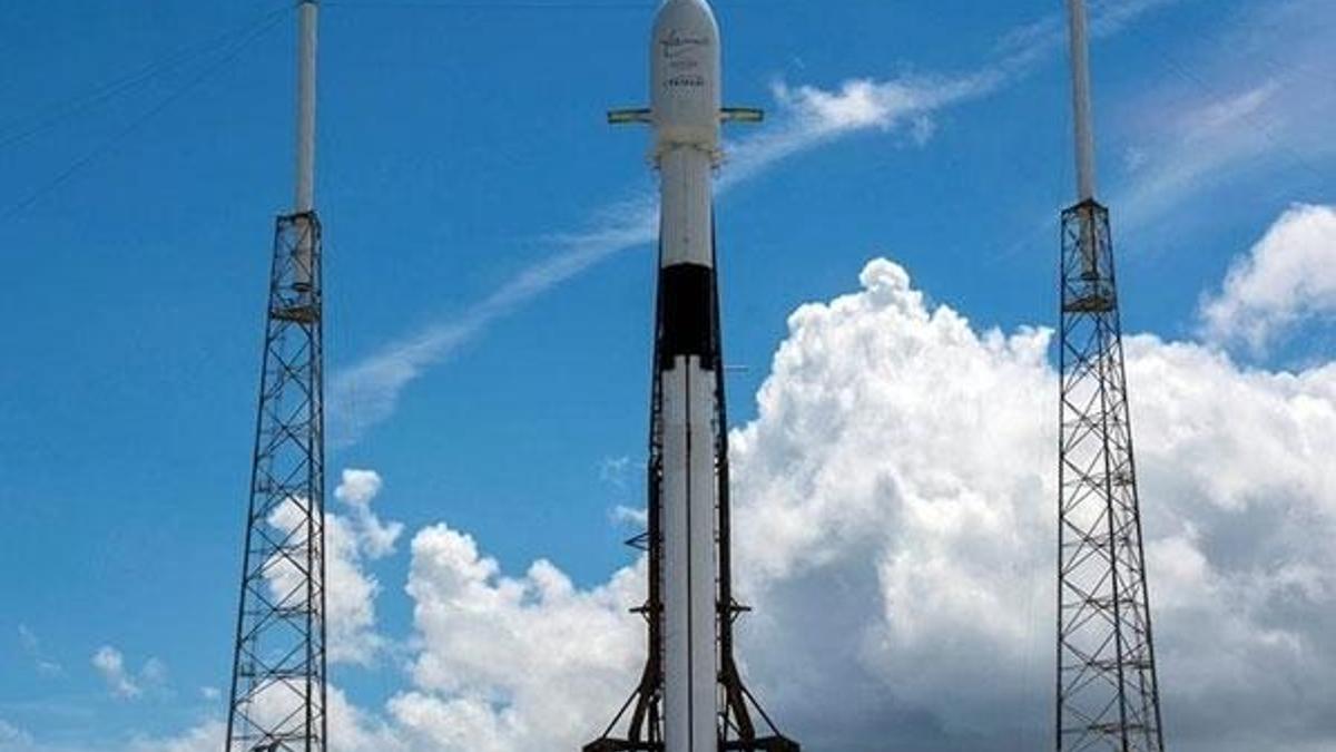 SpaceX 60 internet uydusunu daha uzaya fırlattı