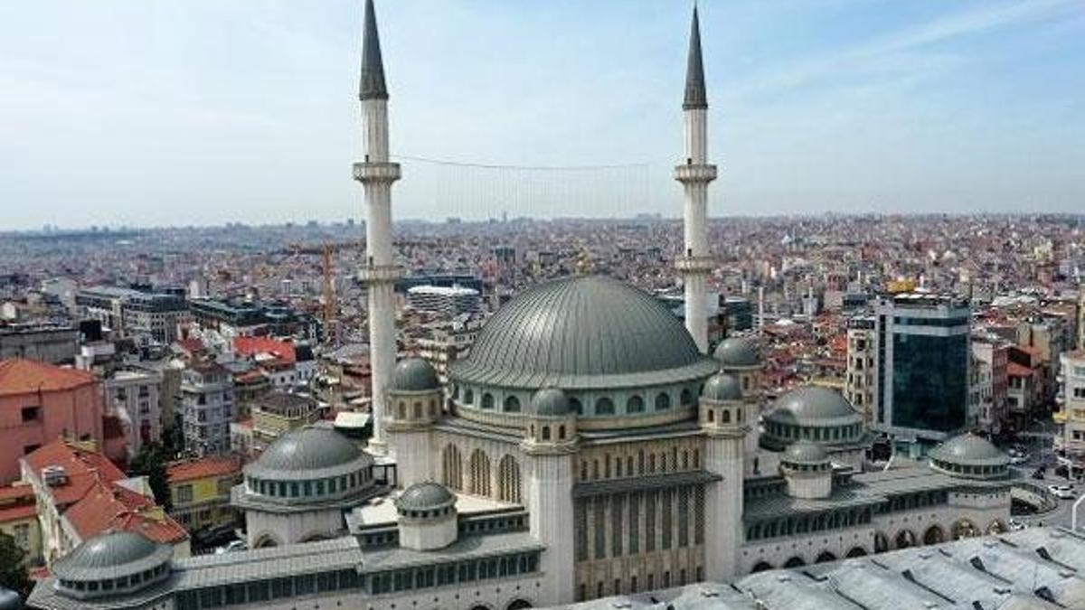 Taksim'de bugün açılacak cami birçok yeniliği barındırıyor
