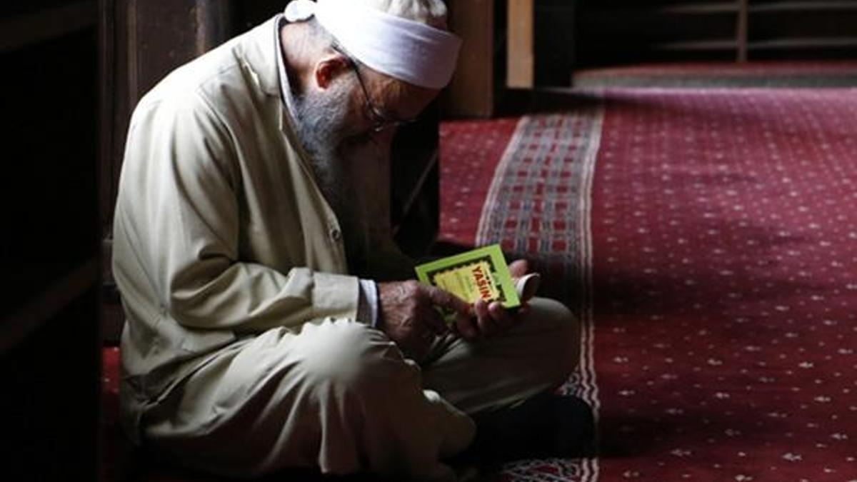 28 Mayıs Cuma mesajları yazılı, anlamlı, yeni, güzel seçenekleri ve Hadisli, dualı, ayetli resimli Cuma mesajları
