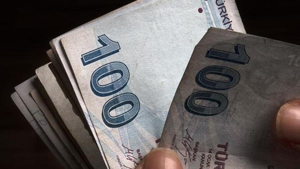Sıfır faizli ve uzun vadeli evlilik kredisi! Şart dedi ve açıkladı