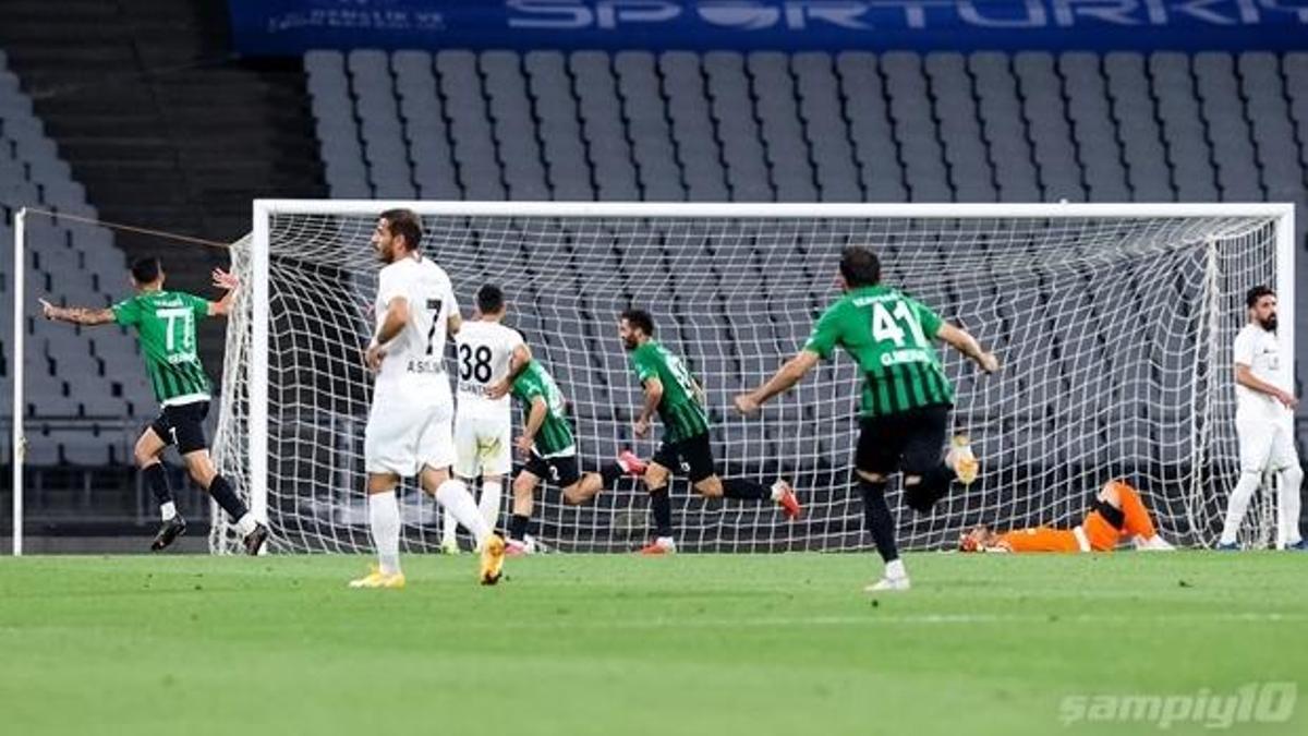 Kocaelispor gol yemek için tweet attı sosyal medya yıkıldı