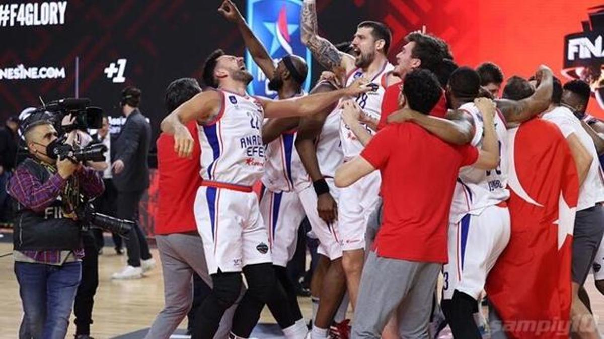 İspanya basını yıkılıyor! Anadolu Efes Barcelona'yı cehenneme gönderdi
