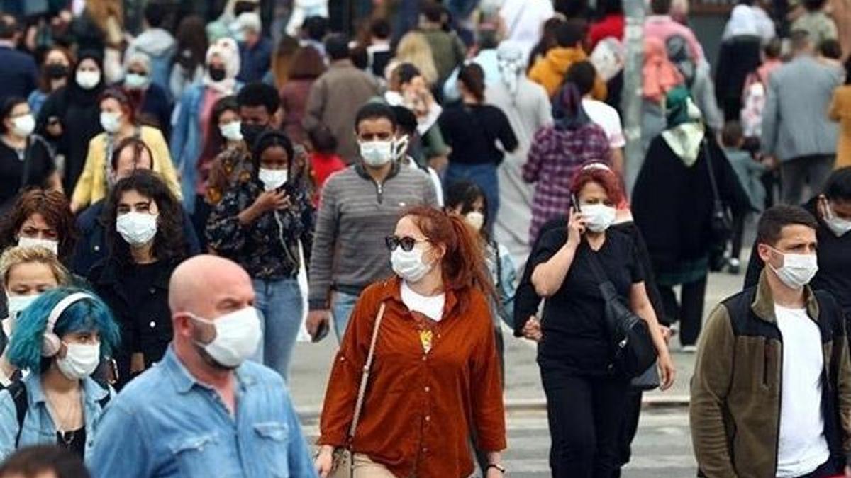 Normalleşme kararları sonrası uzmanlardan açıklama: Güzel zamanlar çok yakın!