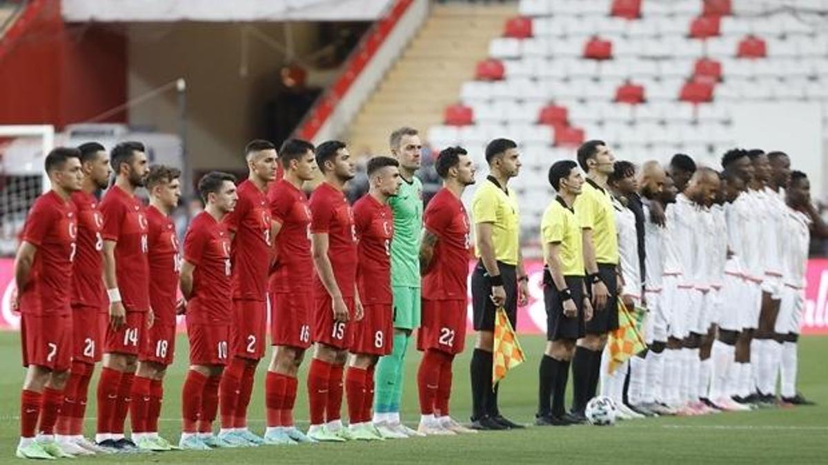 Türkiye- Gine mücadelesi 0-0 sona erdi!