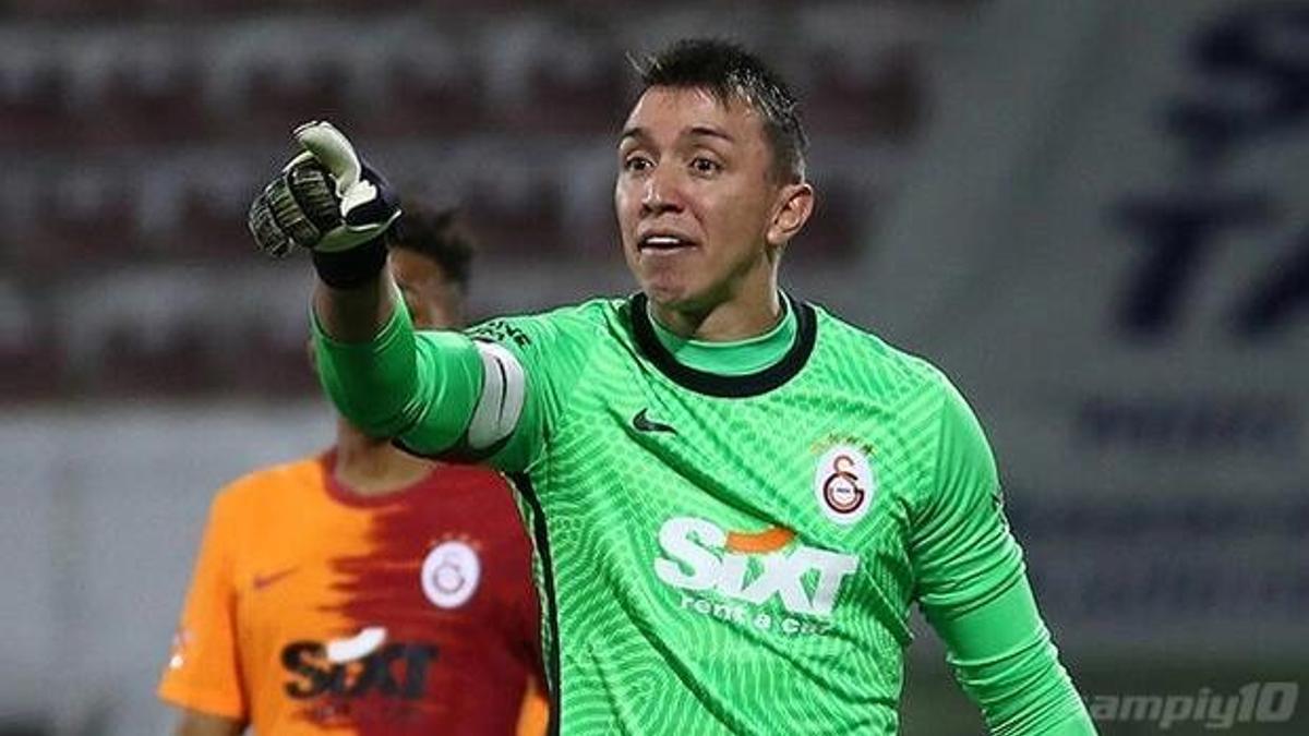 İsyan etti! 'Ben Muslera olarak oynamak istemiyorum'