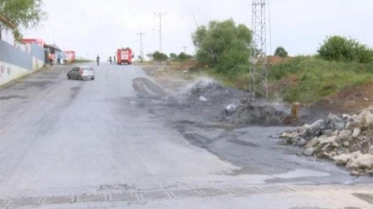 İstanbul'da kimyasal atık alarmı! Yol trafiğe kapatıldı