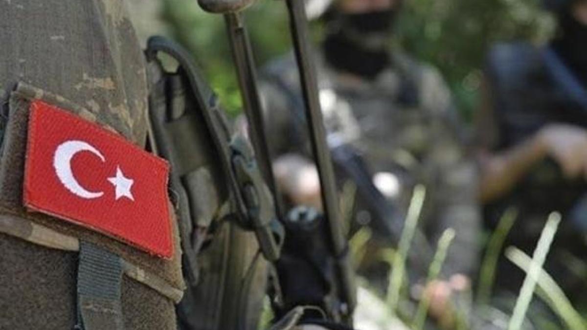 Bitlis'te çatışma: 1 korucu şehit, 5 asker yaralı