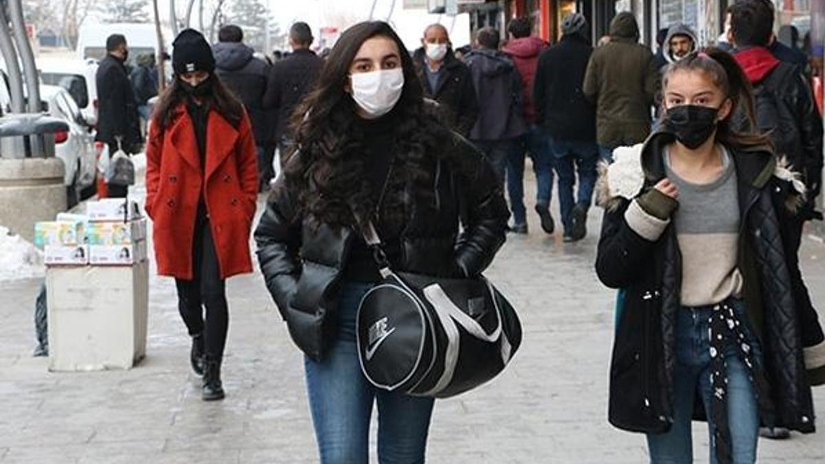 Normalleşme takviminde 21 Haziran detayı! 21 Haziran’da koronavirüs tedbirleri gevşeyecek mi?