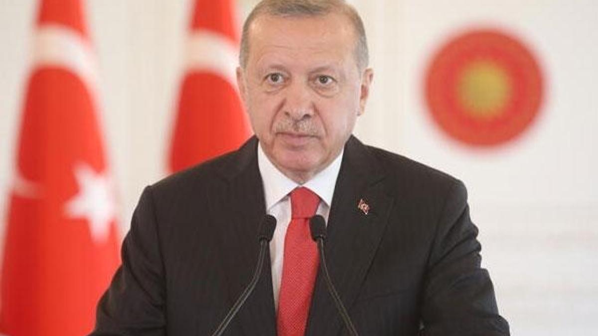 Cumhurbaşkanı Erdoğan, Karakoç ve Zarifoğlu'nu andı