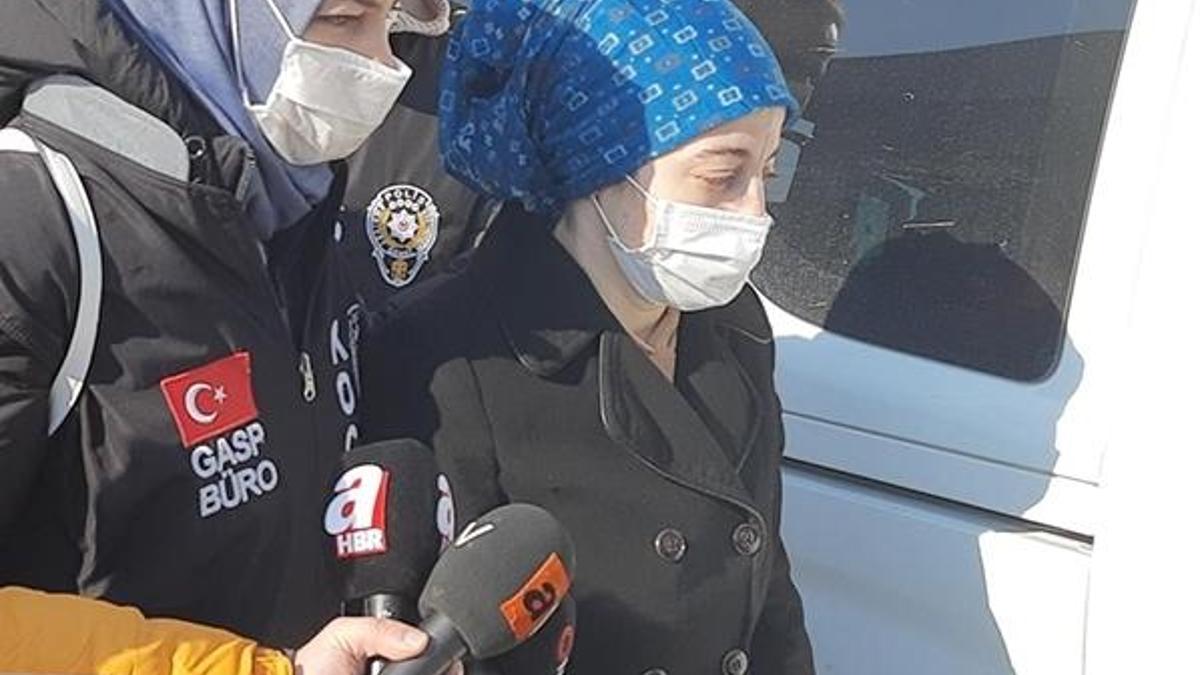 Kan donduran vahşet! Banyoda doğurdu, 9 bıçak darbesiyle öldürdü